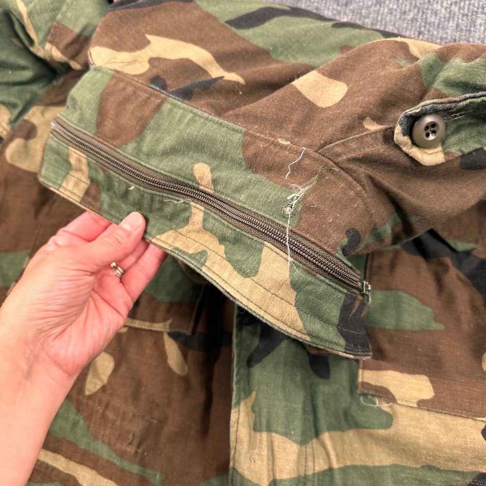 Vintage M65 US Army Coat Military Field Cold Weather L Woodland Camo Lined - Picture 8 of 14